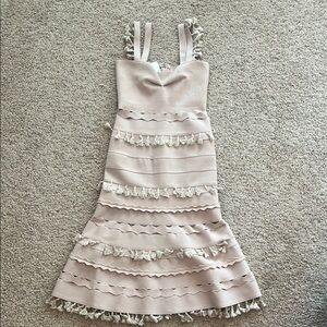 Mauve Cutout Midi Dress!